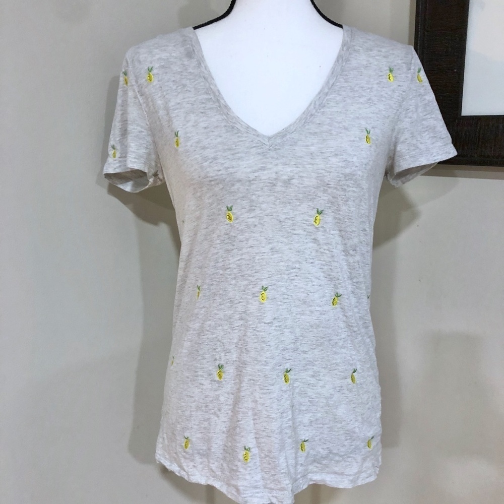 *MERONA* Gray x Pineapple Short Sleeve Shirt Sz M
